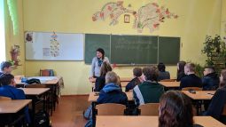 IMG-11f6d59f481693a2bec6c05088702385-V