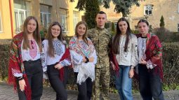 photo_2025-12-05_13-00-40