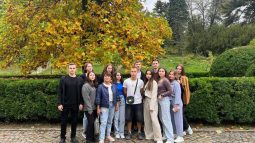 photo_5226526010533604097_y