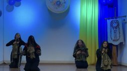 photo_5296263600680932066_y (1)