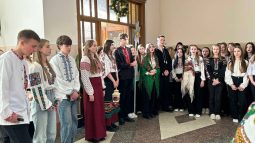 photo_5406982256934456736_y