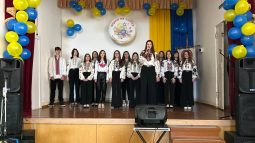 photo_5406982256934456738_y